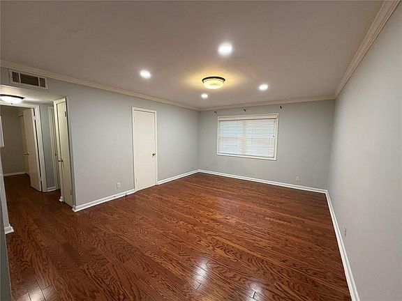 4th image of 789 Jordan Ln APT 2