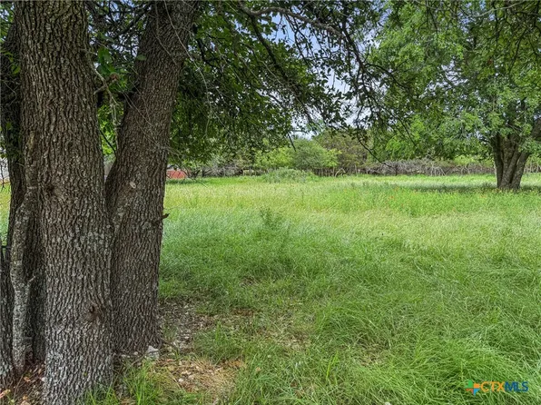 186 Lake Forest Dr, Belton, TX 76513