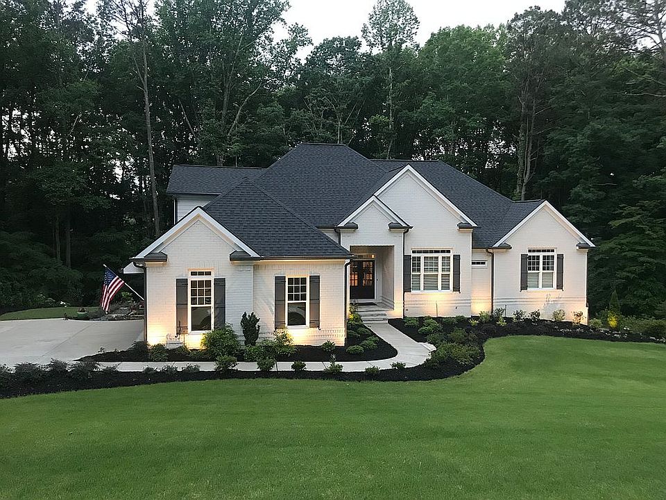 1st image of 217 Woodridge Pkwy