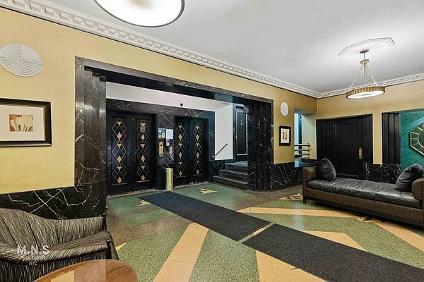 Rented by MNS | media 13