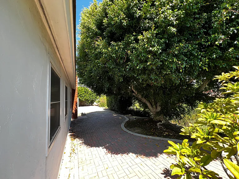 2145 Seagull Ln — Photo 34