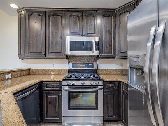 2nd image of 500 Paseo Soleado #497