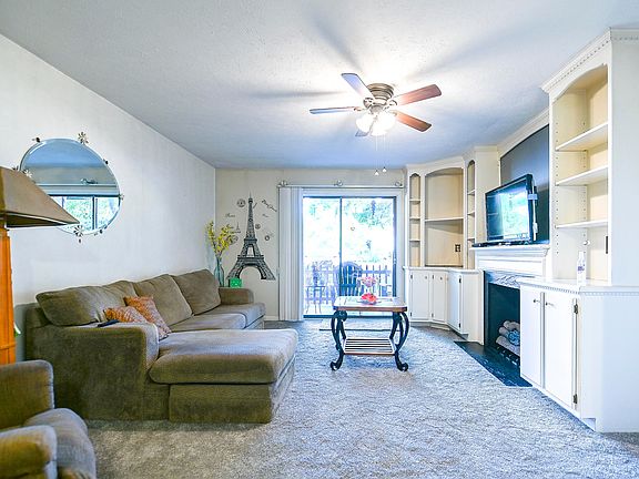 3rd image of 3507 Lodge Ln APT 113