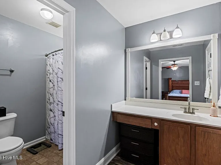 132 Forest Bluff Dr — Photo 19