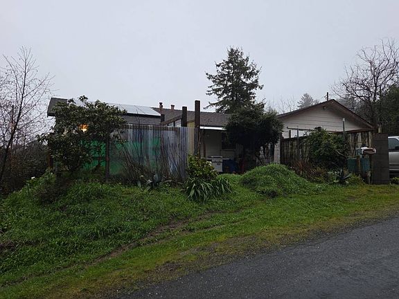 3rd image of 4092 Excelsior Rd