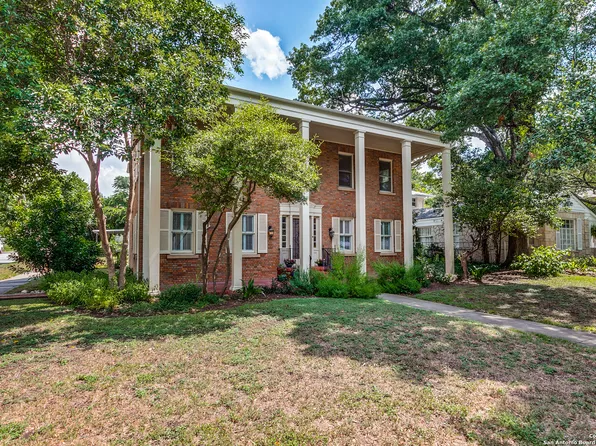 227 W Gramercy Pl, San Antonio, TX 78212