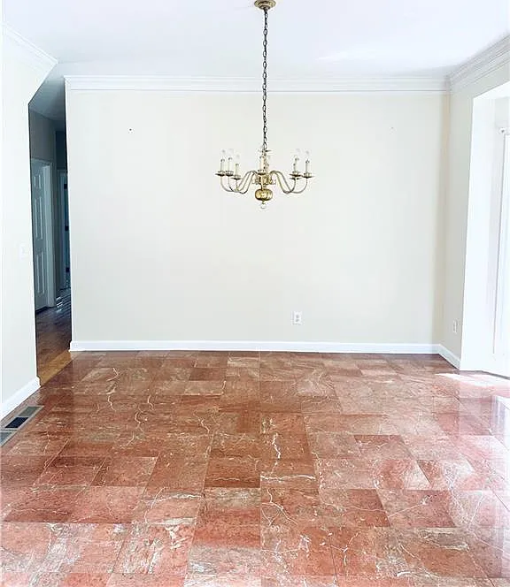 5 bed, 4.0 bath, 3426 sqft, $3,850 — Photo 3