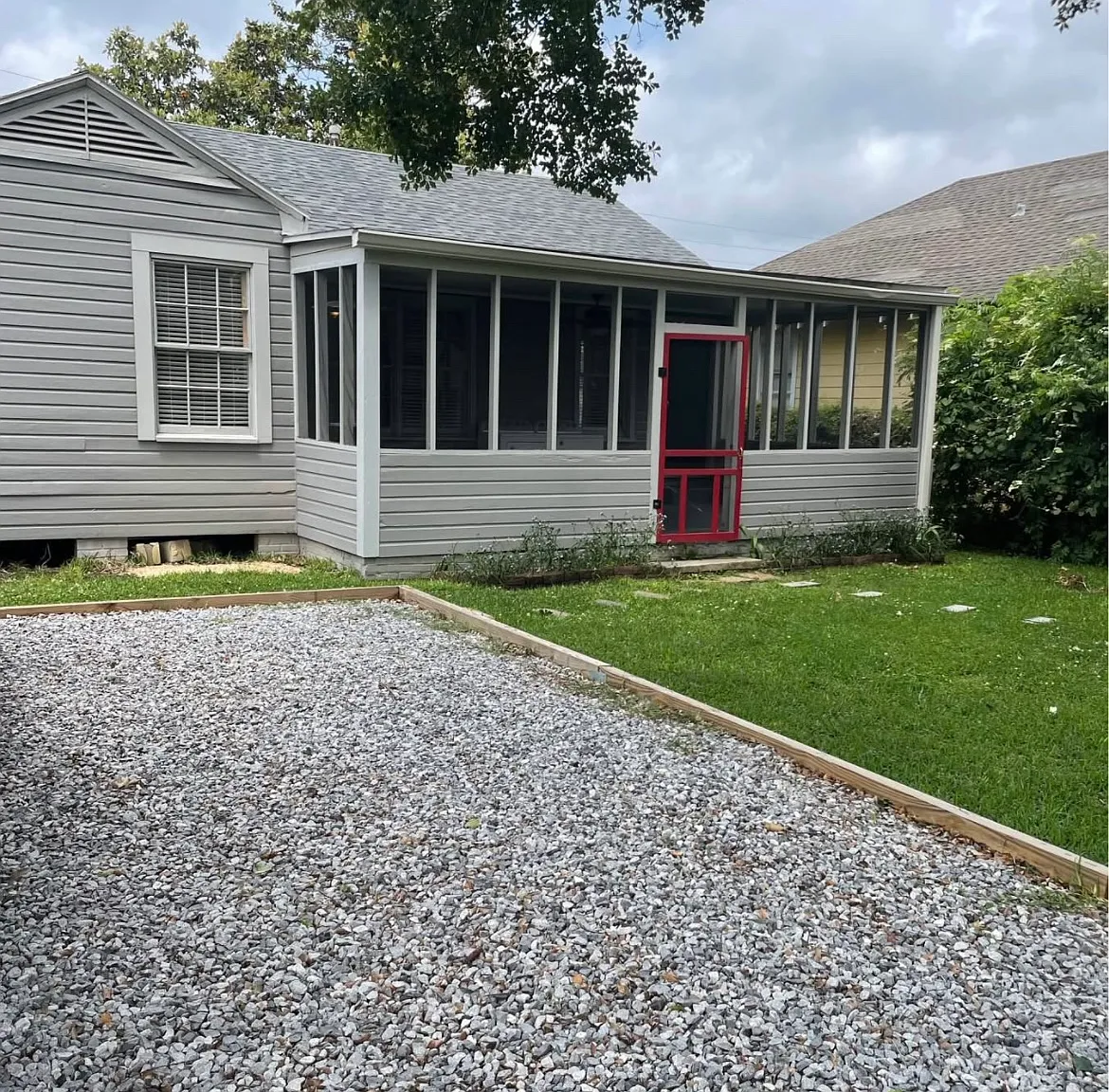 2 bed, 989 sqft, $1,300 — Photo 3