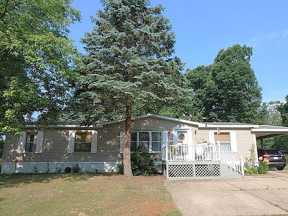 2nd image of 7343 Willow Wood Dr NE