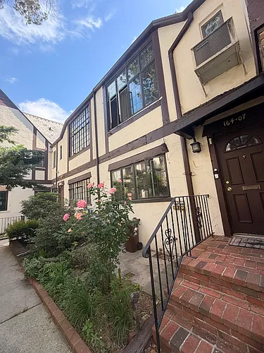 16407 32nd Ave #1 Photo 1