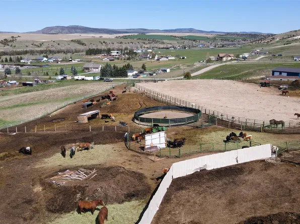 7135 Raven Dr, Belgrade, MT 59714