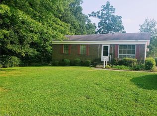 1502 Kingsway Dr, High Point, NC 27260