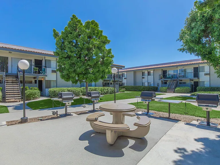 Arbor Court Apartment Homes — Photo 7
