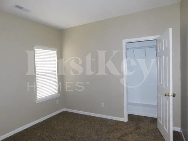 4655 Tulip Creek Dr — Photo 8