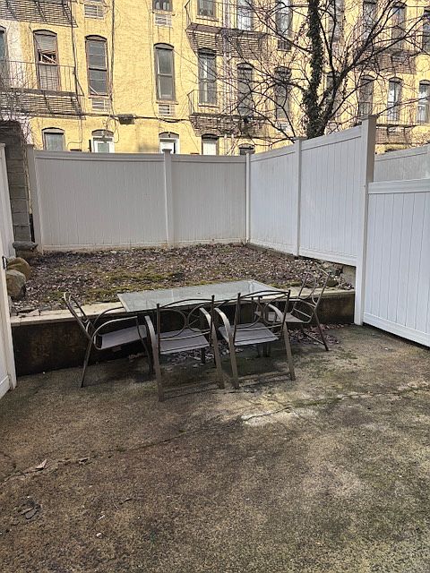 1st image of 329 E 92nd St APT 1C