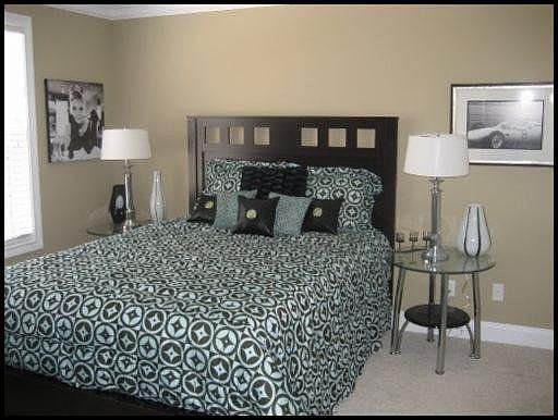 5th image of 5851 Metropolitan Way