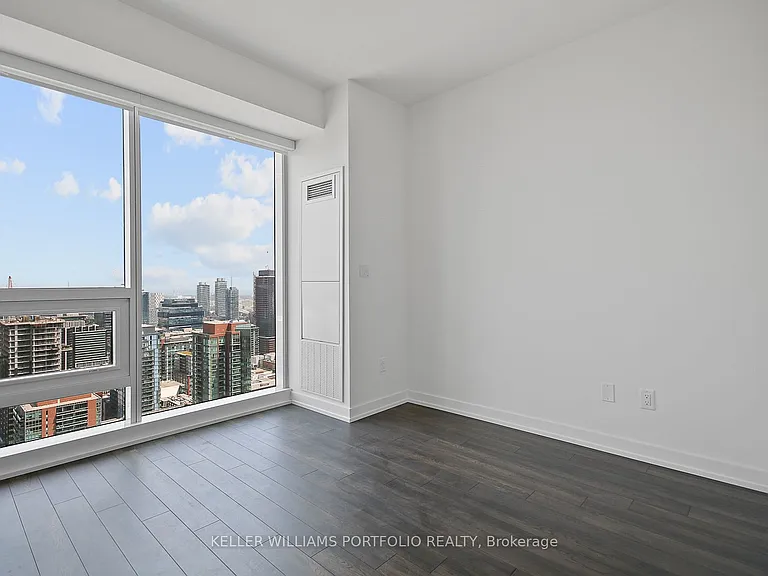 89 Church St #3905 — Photo 6