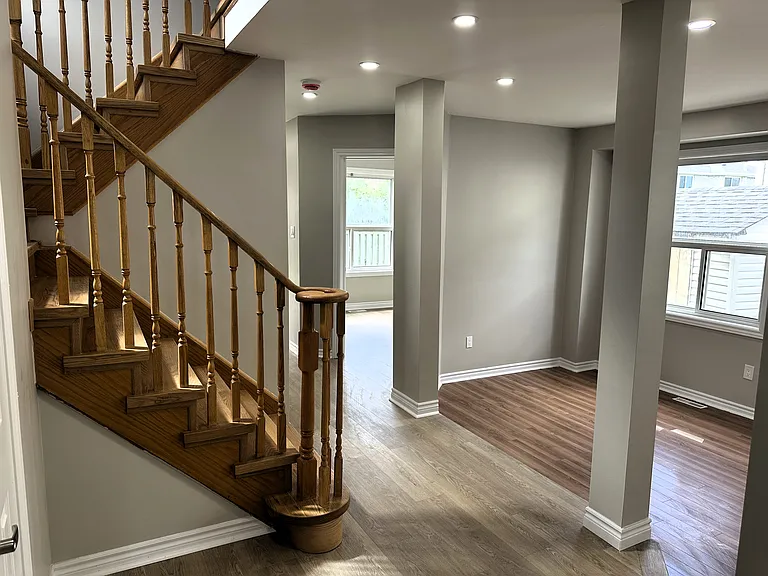 67 Russell Hill Dr #1 — Photo 4