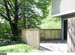 1244 Trailwood S, Hopkins, MN 55343