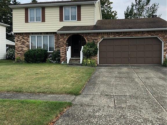 2nd image of 348 Barbados Dr
