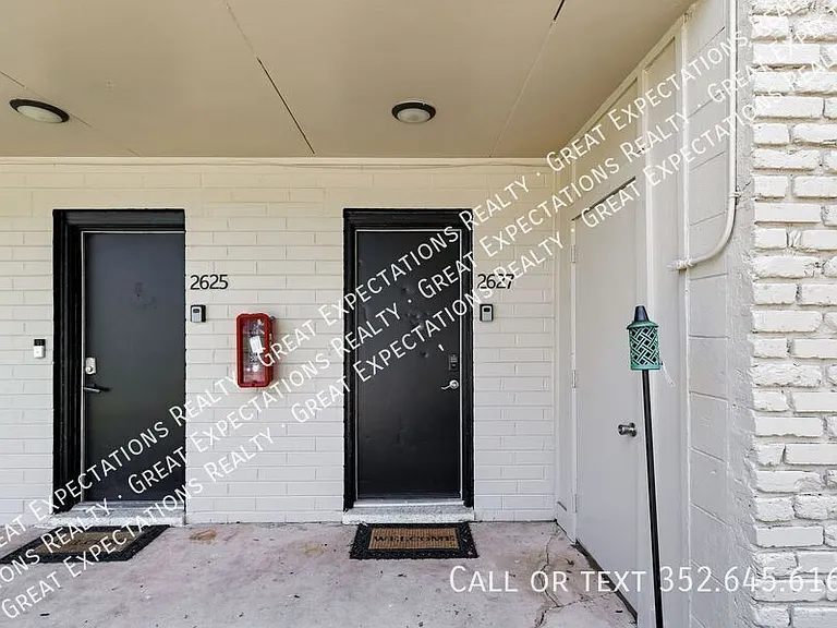 2629 SW 33rd Ave — Photo 13