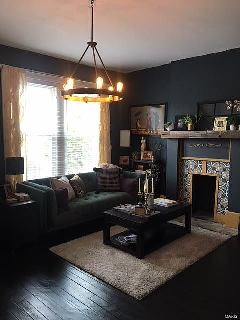 1st image of 4466 Chouteau Ave