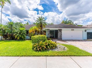 11728 SW 97th St, Miami, FL 33186