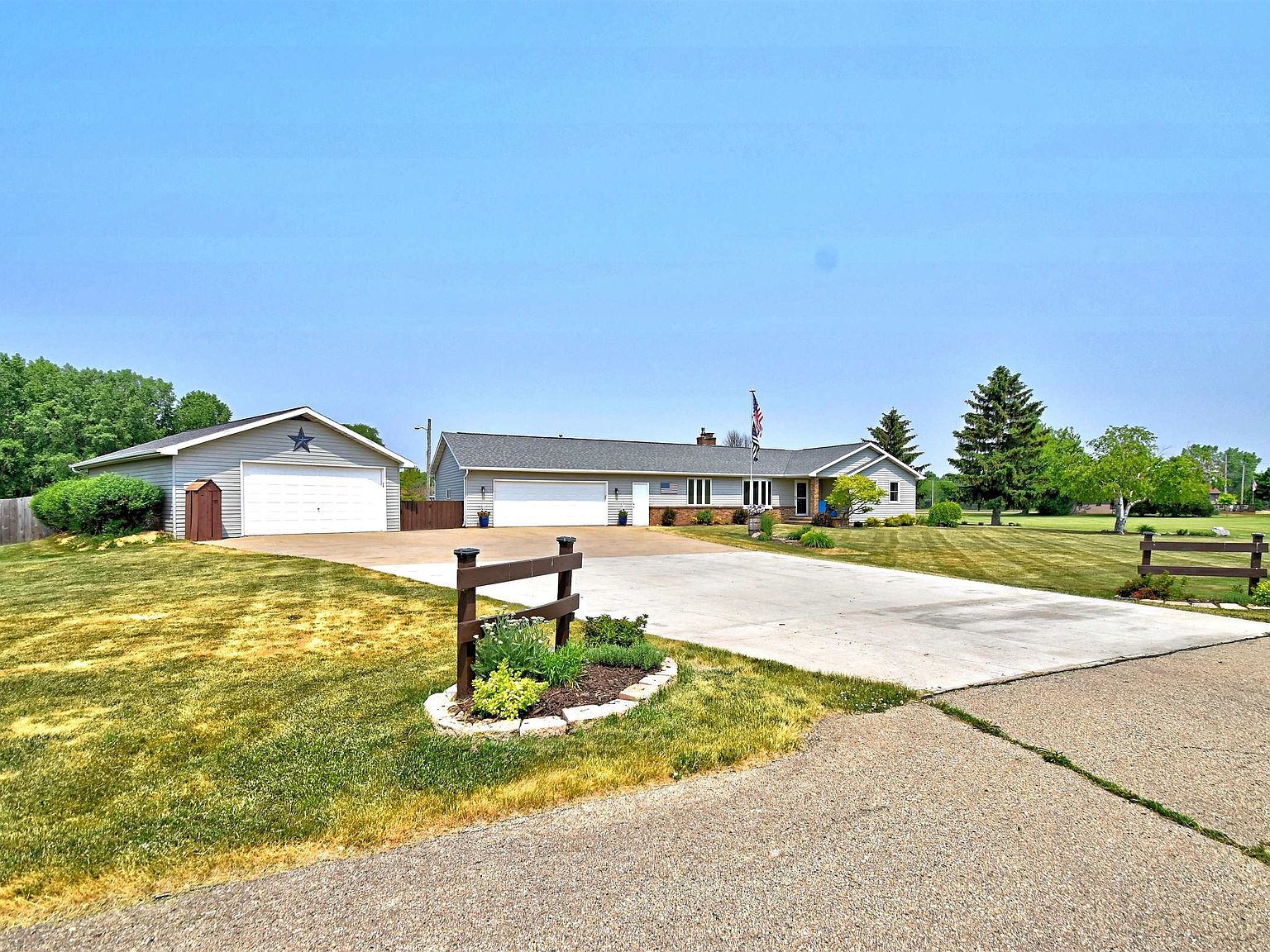 5241 County Road A, Oshkosh, WI 54901 Zillow