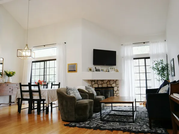 8212 Mainsail Dr Unit 206, Huntington Beach, CA 92646