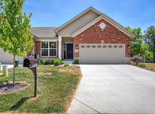 112 Kehrs Mill Bend Dr, Ballwin, MO 63011