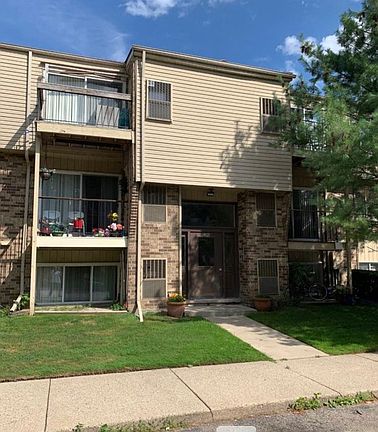 2nd image of 38272 Fairway Ct APT 124A