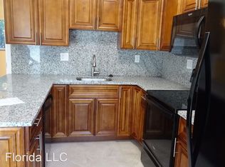 2217 NE 2nd St #6, Pompano Beach, FL 33062