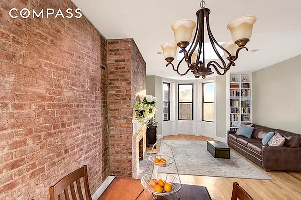 Sold by Compass | media 9