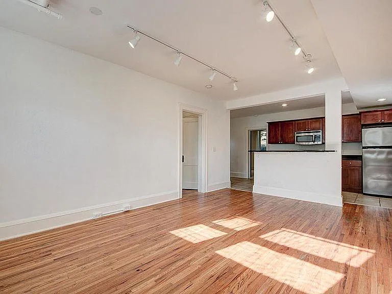 3438 Girard Ave S #100 — Photo 3