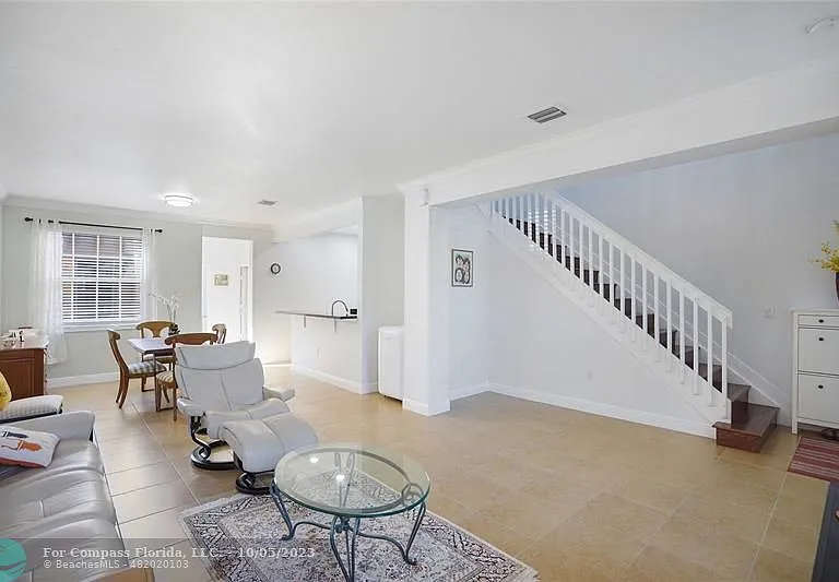14720 SW 11th St — Photo 30