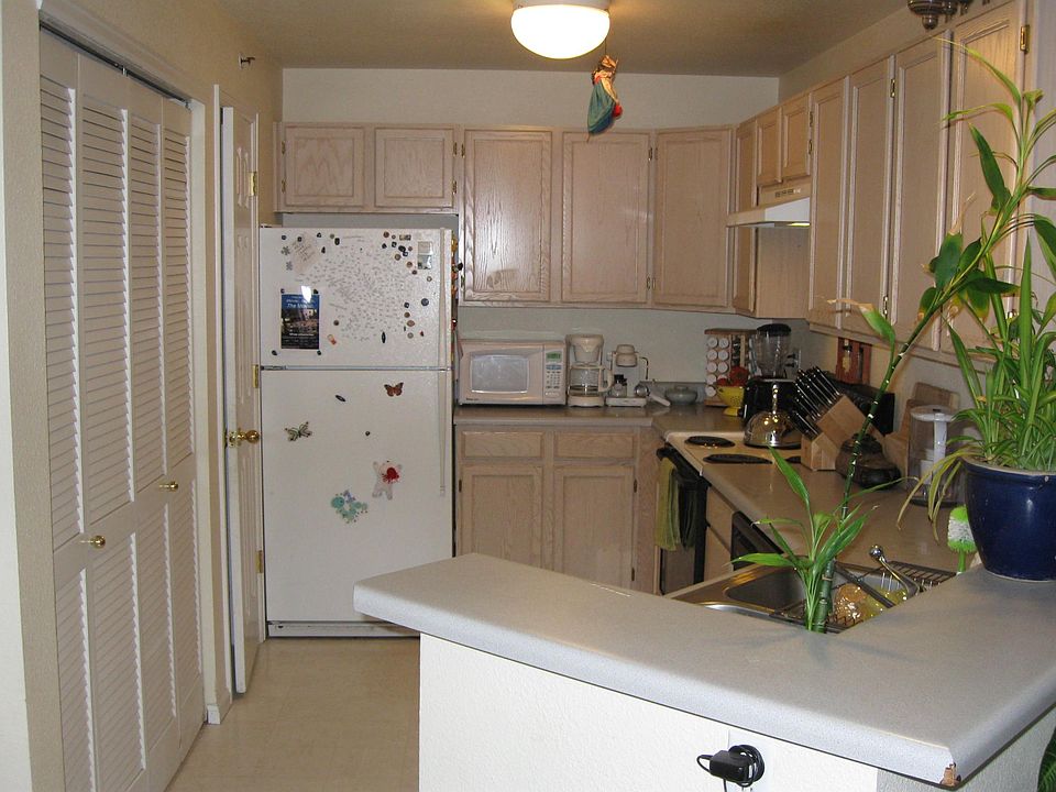 2nd image of 1830 Centennial Dr #101