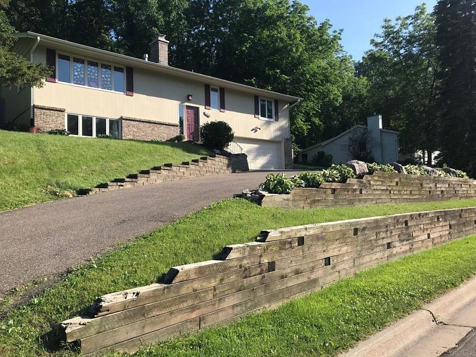 1st image of 2605 Brookview Dr