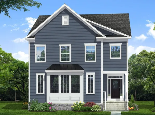 218 Newbury St, Charles Town, WV 25414