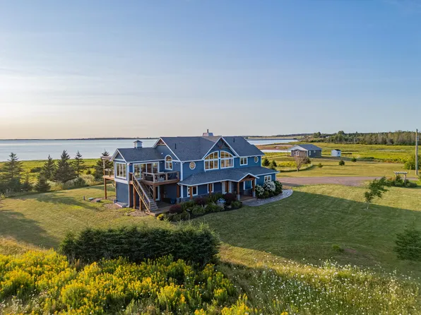 127 Sailors Ln, Saint David's Parish, PE C0B 1M0