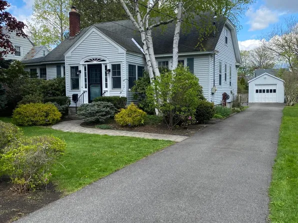 14 Snowden Avenue, Delmar, NY 12054