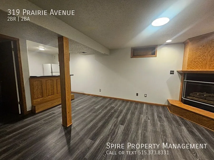 Building Photo - 319 Prairie Ave