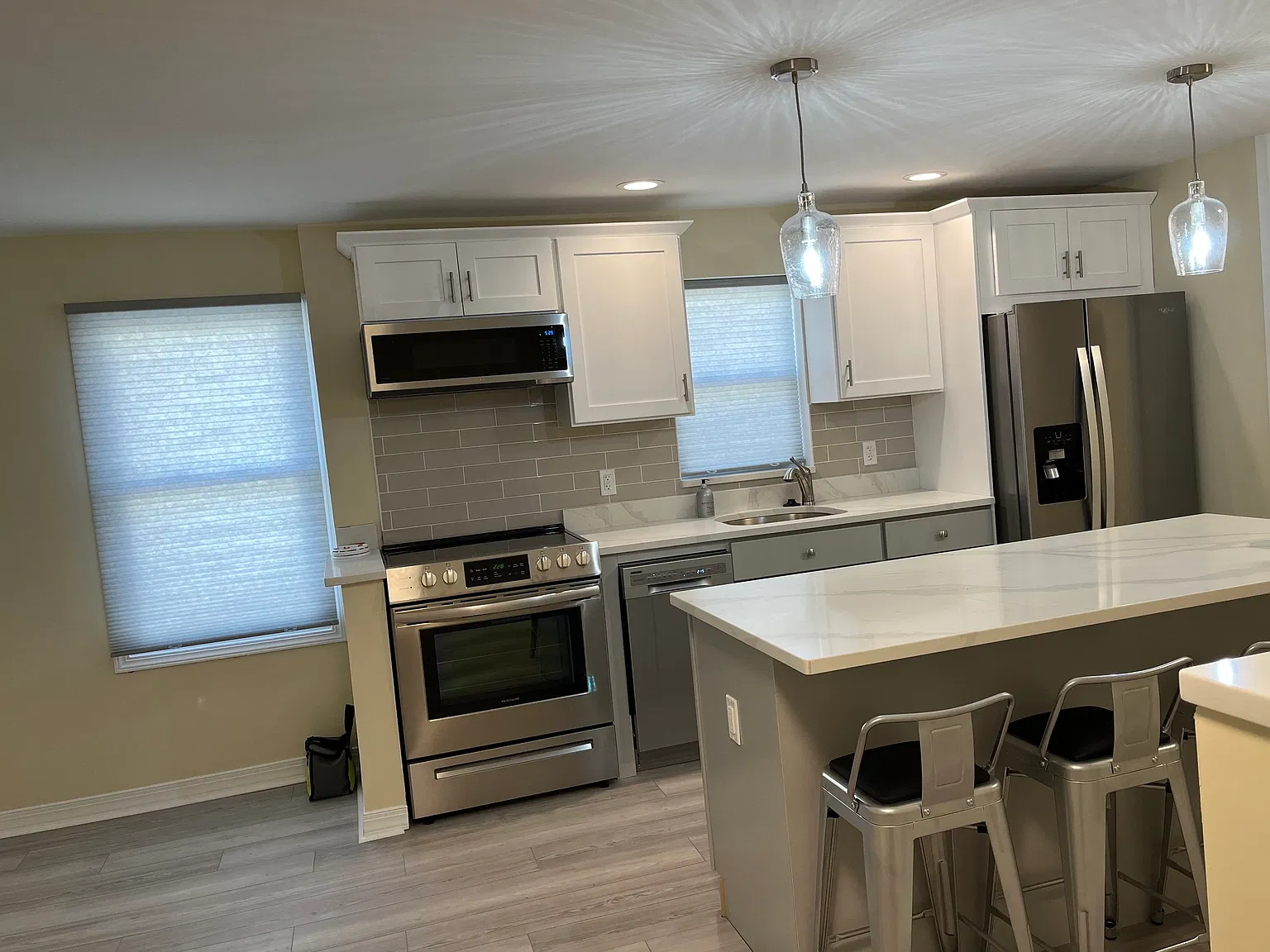 2 bed, 1400 sqft, $3,500 — Photo 4