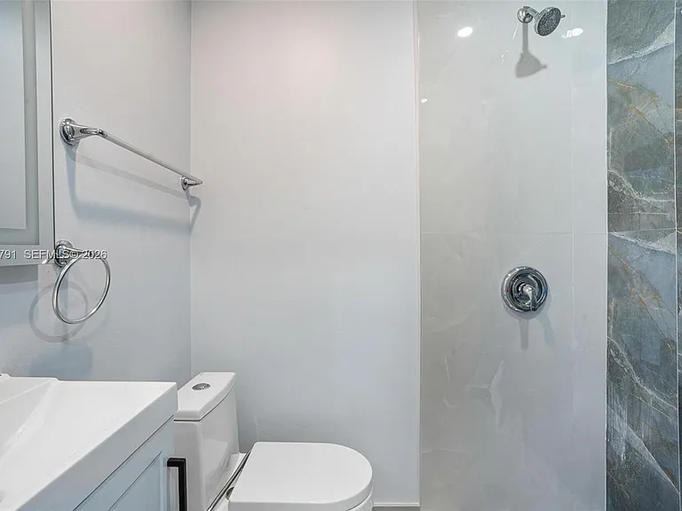 781 NW 108th St — Photo 23