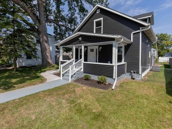 2523 23 1/2 Ave, Rock Island, IL 61201