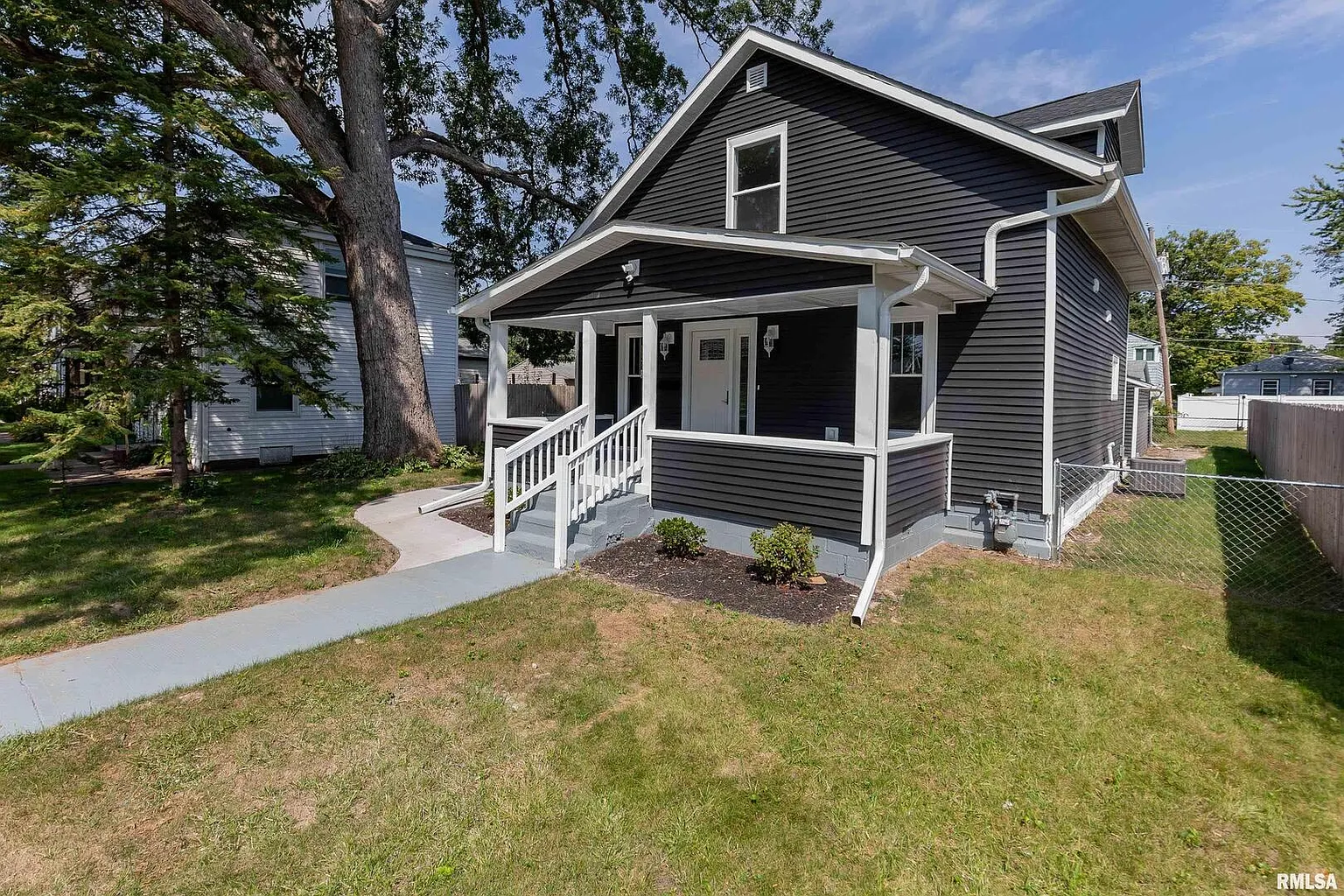 2523 23 1/2 Ave photo 1