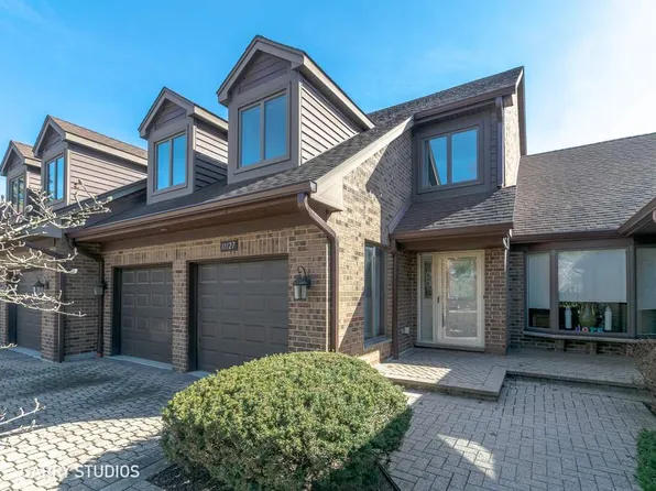11127 Regency Dr, Westchester, IL 60154
