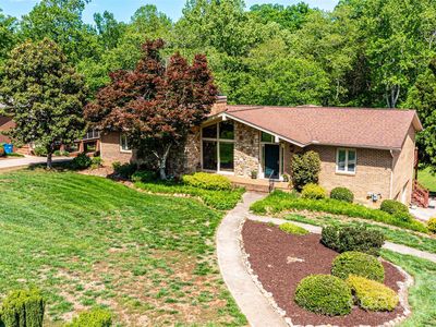 3520 4th Street Blvd NW, Hickory, NC, 28601