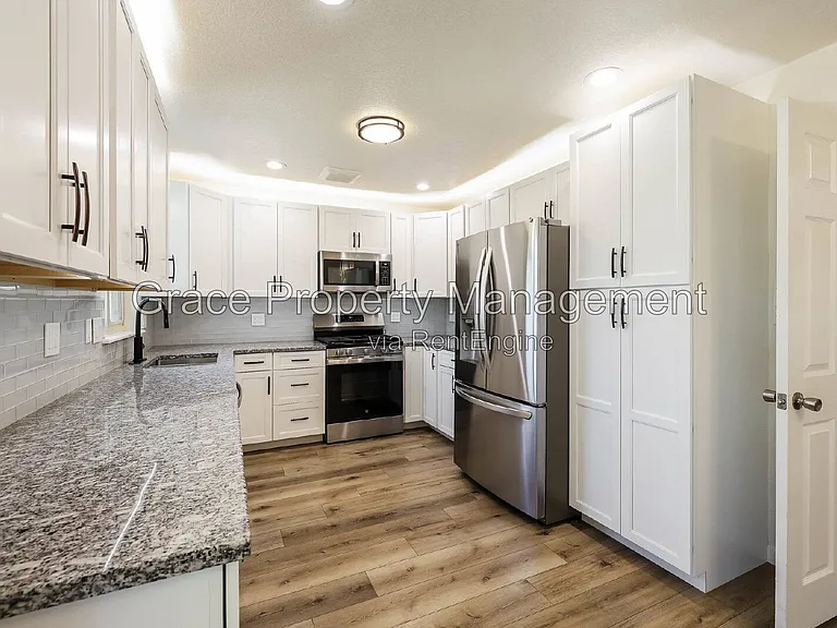 12396 W Ohio Cir — Photo 7