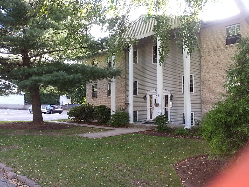 2060 Mineral Spring