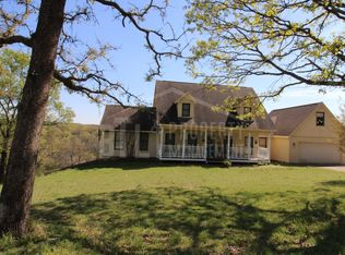 470 Trigger Cove Rd, Kirbyville, MO 65679